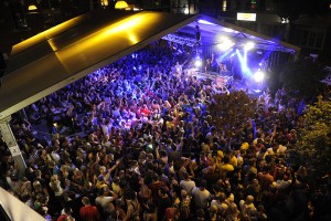 Feesten tijdens de intro 2012. Foto: Bert Beelen