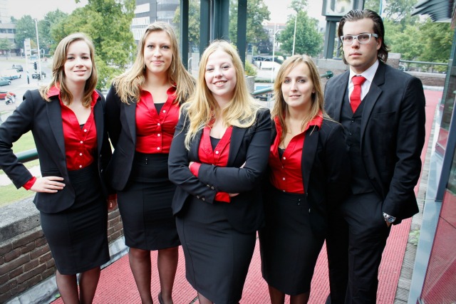 Het bestuur van de Ragweek, met in het midden voorzitter Robin van Gennep.
