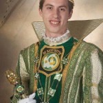 Sven Steps in het traditionele prinsenkostuum
