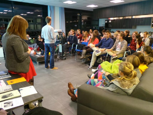 Jeroen van Baar in de Studentenkerk. Foto: Jasmijn Lobik.