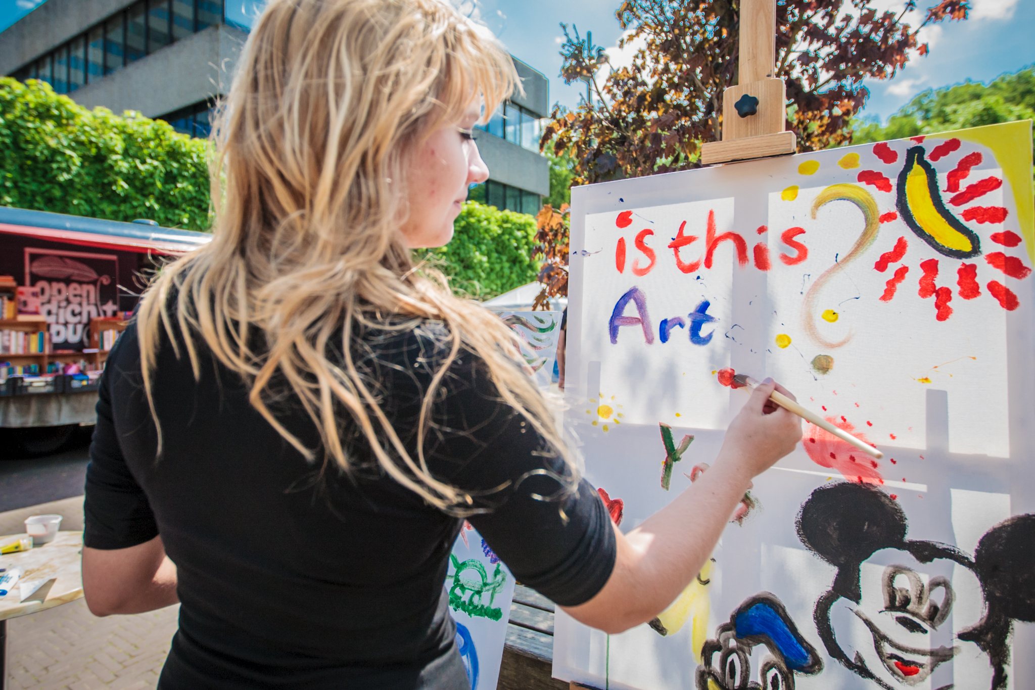 Kunst en kitsch op de campus Vox magazine