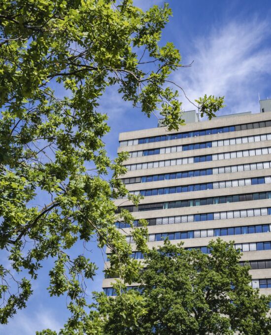 Stock Erasmus gebouw radboud algemeen wolken