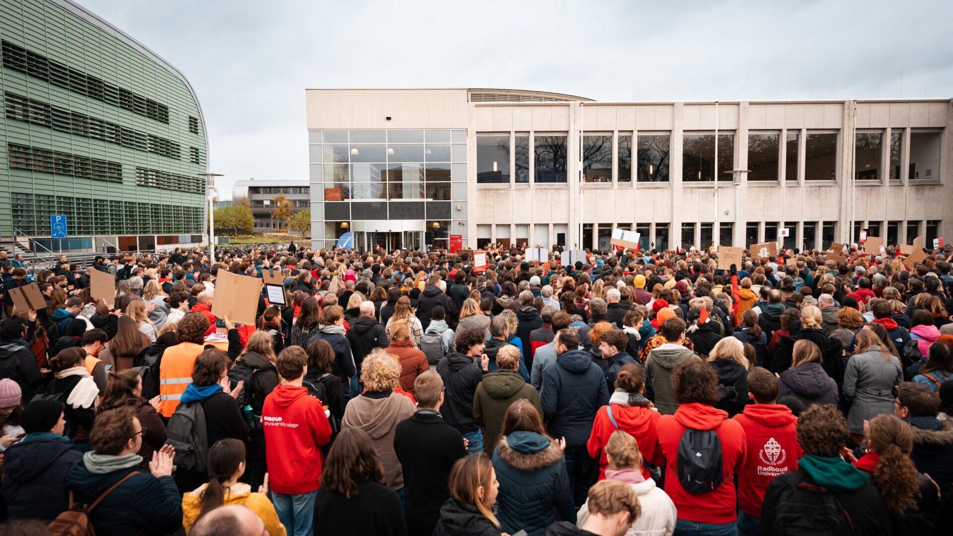 Unions announce strike: plan to close Radboud University on 13 March ...