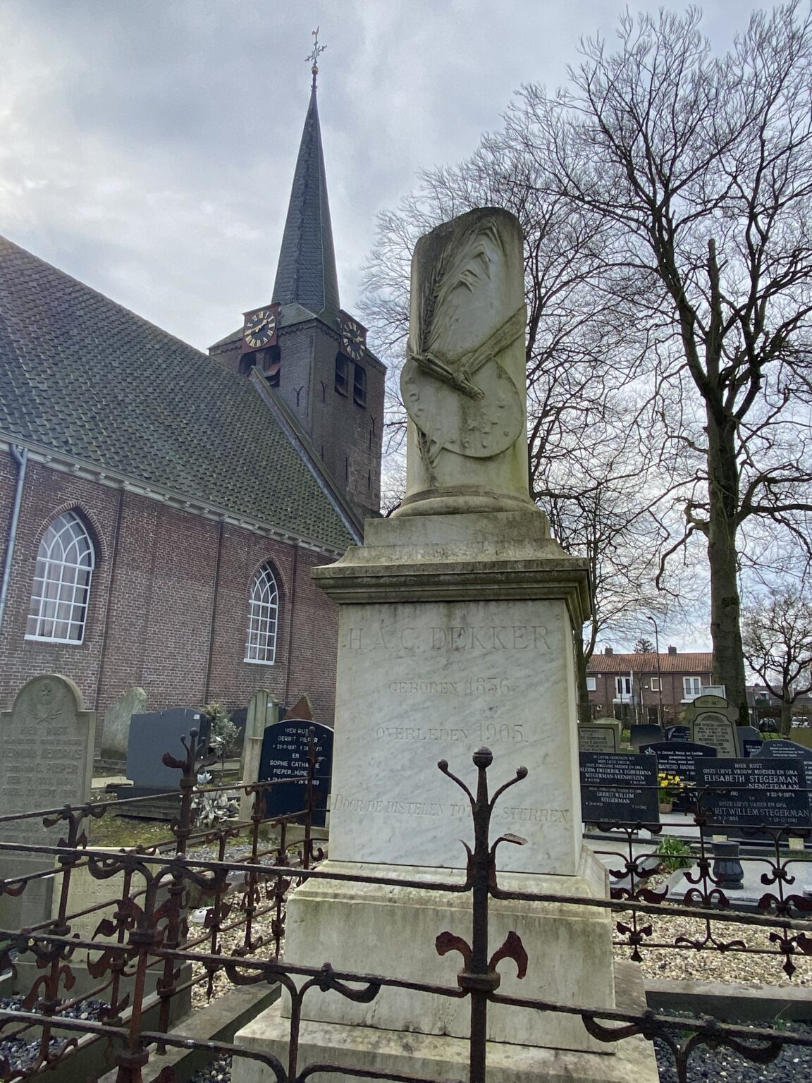 Grafmonument op het kerkhof van Spankeren
