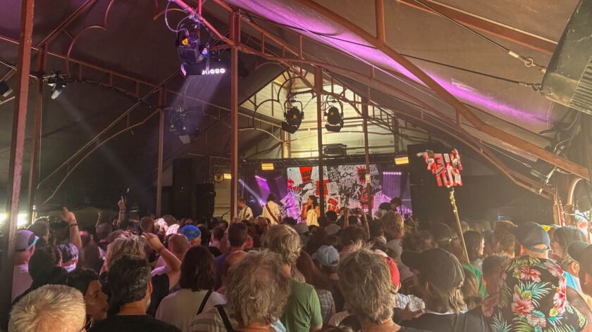 Femme Fugazi op DTRH. Foto: Vox